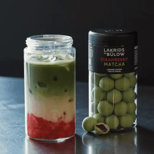 Lakrids by Bülow Regular Strawberry Matcha 270g - Image 3